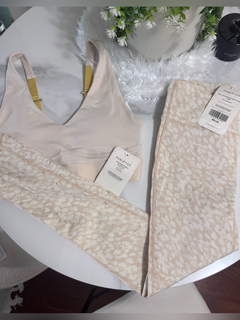Fabletics NWT Matching Set Cream Leopard Leggings & Sports Bra S